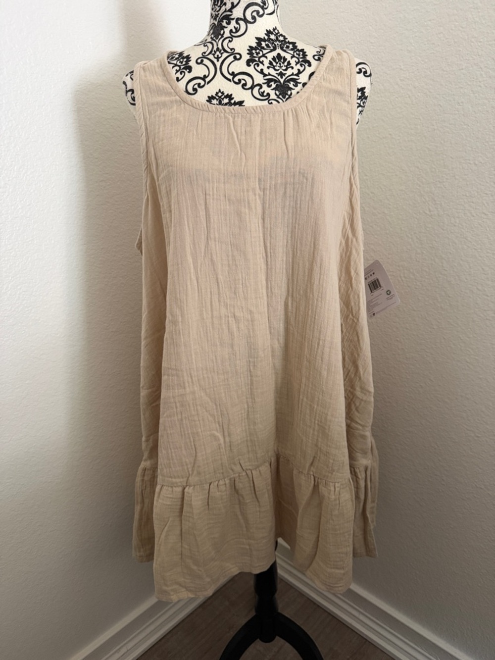 NWT Burt’s Bees Mommy Sleeveless Cream Ruffle-Hem Women's Dress Size XL